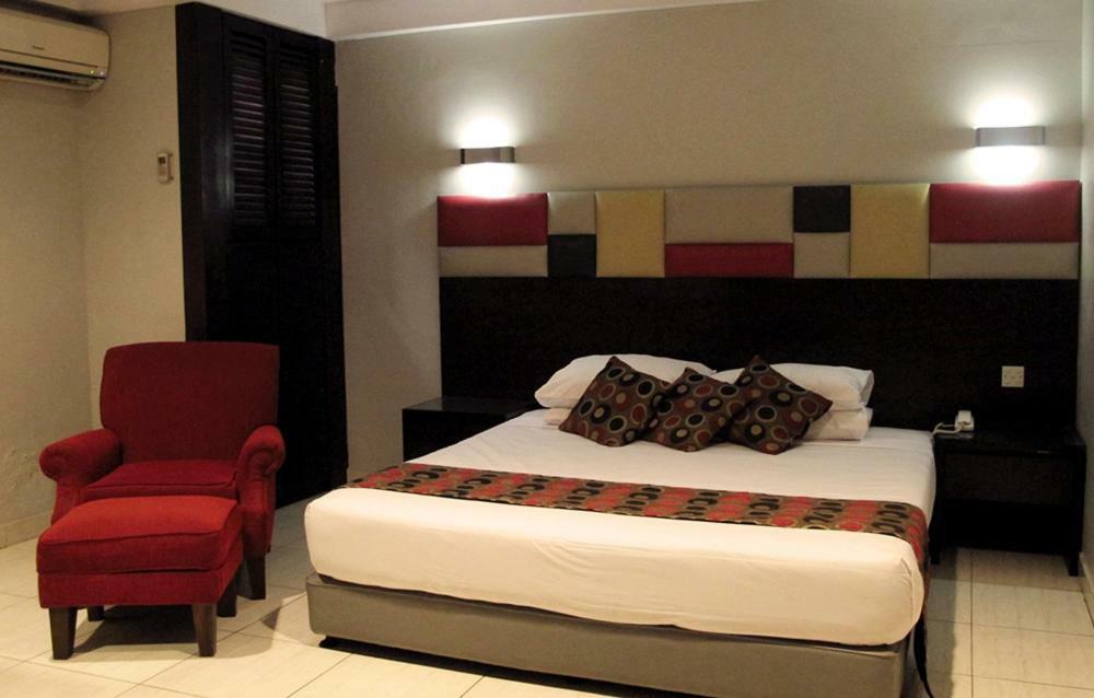 Hotel Alma Giacarta Esterno foto