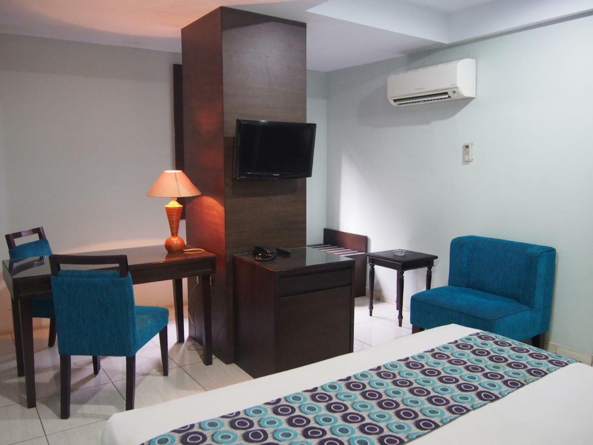 Hotel Alma Giacarta Esterno foto