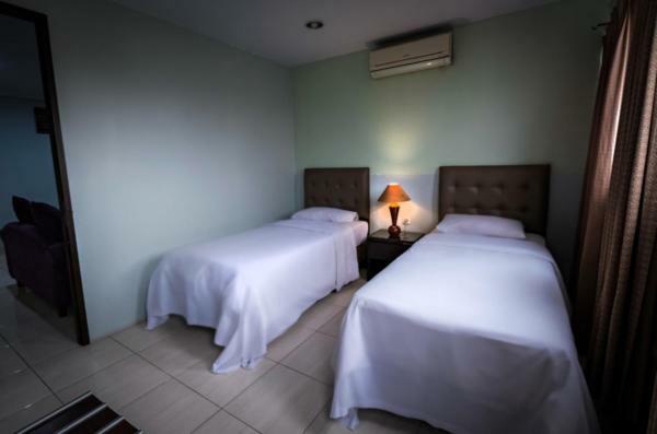 Hotel Alma Giacarta Esterno foto